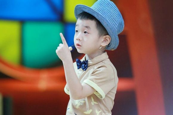 ϸ��2015��00����˧���ȵ�С˧��