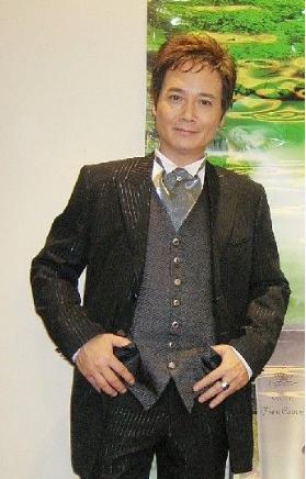 ���Ҳ������ǡ��Ϸɶ������豳���������