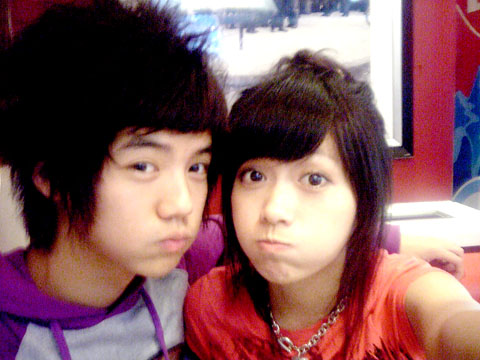 ����¹������Ů��ϵ�����ͬѧκǧ��