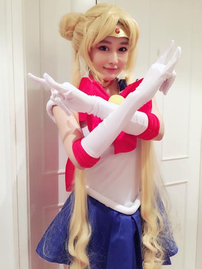 ��ܰ��cosplay����Ůսʿ�������ѵ�٩
