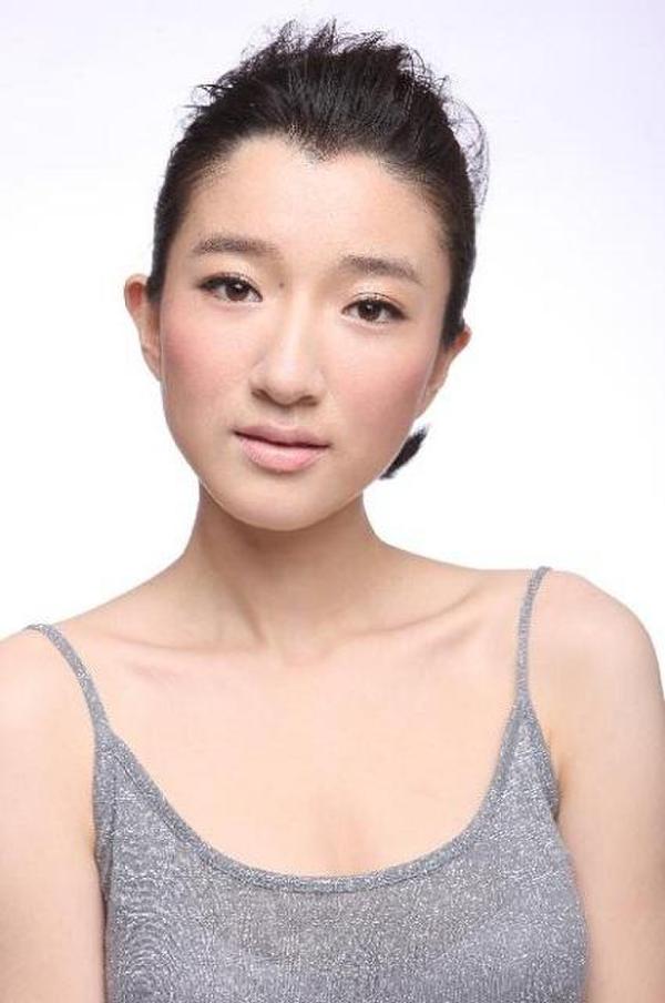 非诚勿扰X-girl以猫女造型出场 现真容已曝光