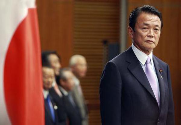 “麻生,你不羞愧吗?”麻生嘲讽中国记者成全球笑柄