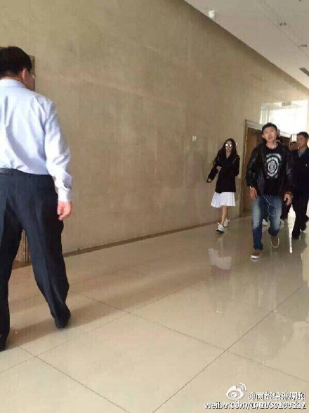 ���ڽ������������Angelababy΢��ɹ���֤��