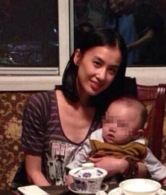 网曝杨子和陶虹的离婚证 离婚证显然P得不走心