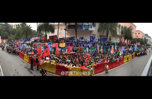 tfboys¼�����ִ�Ӫ�� ������˿��ǧ��