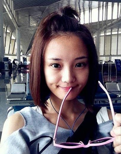 ��ޱ��ٳ������С� Ů��δ������������