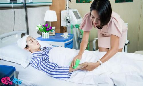 �������ϰ֡�����β��һ������ ��־���쵤��·����