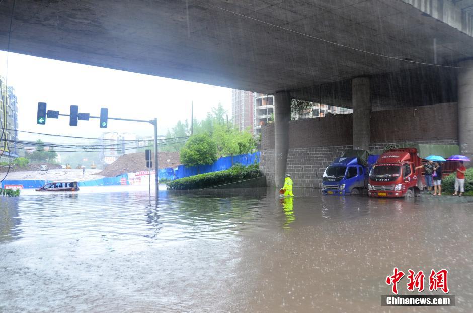 �Ĵ�����������ǿ����Ϯ�����������ֵ���·�γ��֡����ԡ�