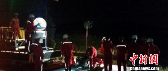 ������Ȼ��������֧�߹ܵ�����й¶�¹�