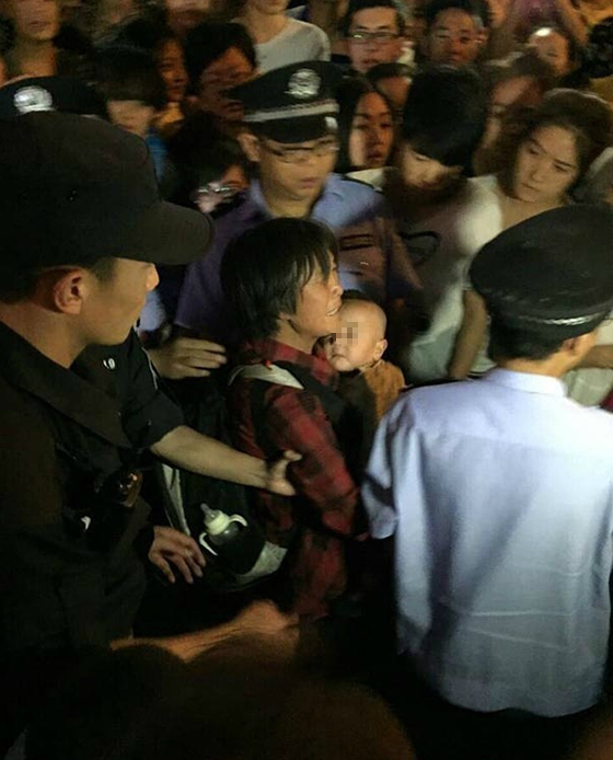 ��̫��Ӥ�����ƹ�����ͯ �������Χ��