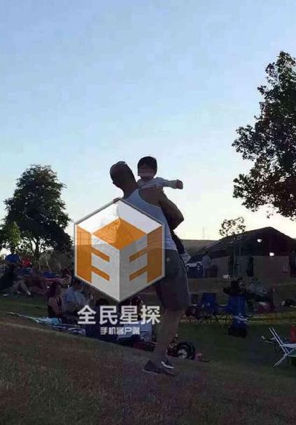 乐嘉被曝与妻子离婚 2岁小女儿首次曝光