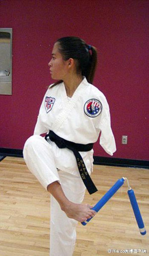 �ޱۡ�Ů���ˡ��������ɻ�