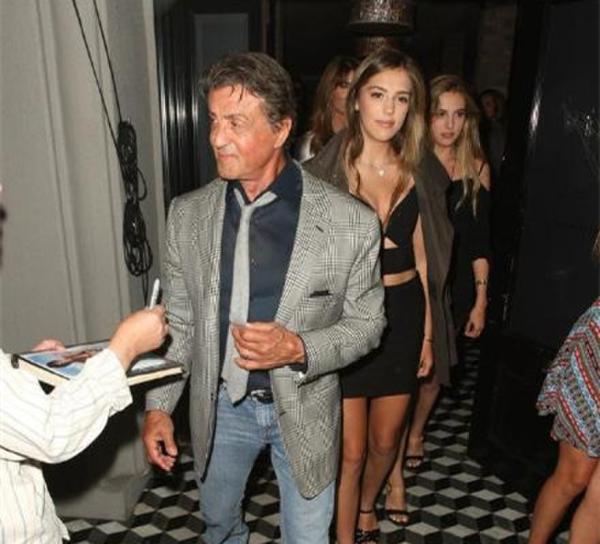 ʷ̩��Ů����ֵ���� ���Ǵ���