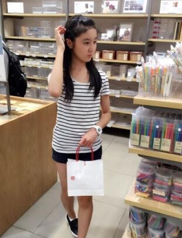 �����Ů�������ˣ�ͤͤ����������