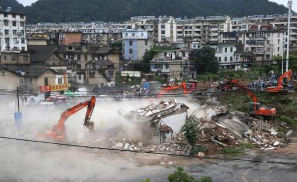 ��ɽ��ʷ�ϵġ���ţ���ӻ�����ǿ��