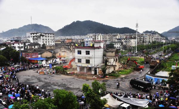 ��ɽʷ�ϵġ���ţ���ӻ�����ǿ��