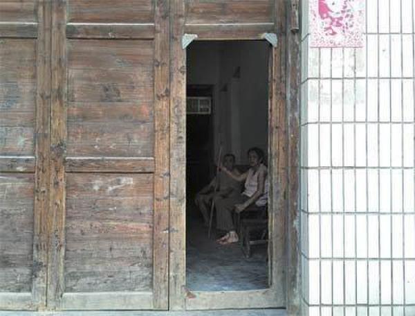 12��Ů����ɱ��� ������ҩ�������ƿ