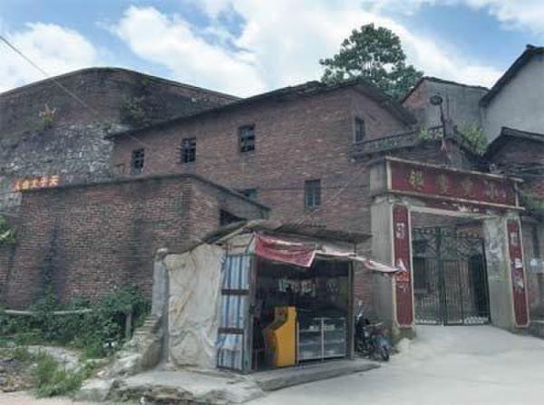 12��Ů����ɱ��� ������ҩ�������ƿ