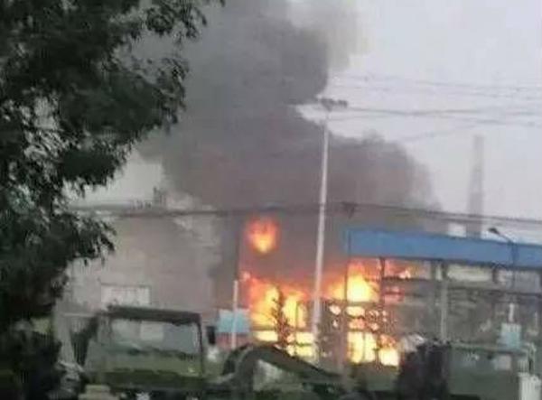 ʯ��Ƽ�һҺ����޷���й¶ȼ�� ������Ա����