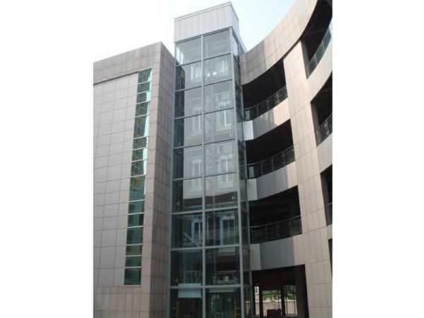 退休职工业主筹资装电梯 筹得120万元