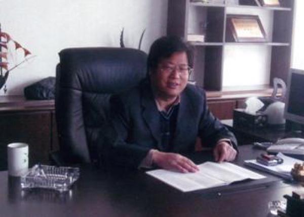 �����׸�����ǿ�� �ܺ�Ů������Ϊʮ������