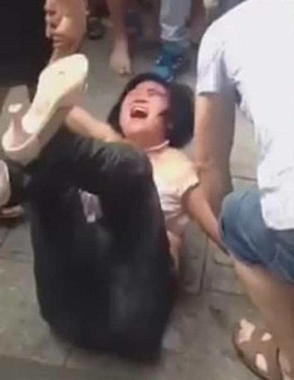 ŮС͵������ΧŹ ͬ��������������