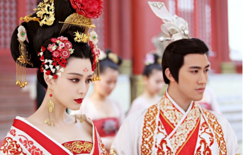 �̵㷶����10�����޹�װ��ɫ