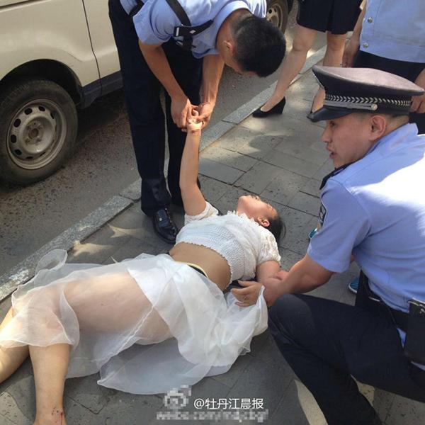 Ů�������߸�˧ ��������󾹶�������ͷ