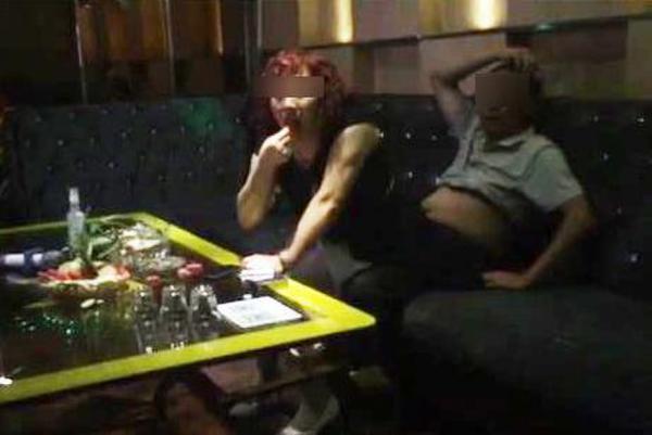 ĳѧУ�쵼�Ĳ����԰���Ƶ���� ��������ǿ�ҹ�ע