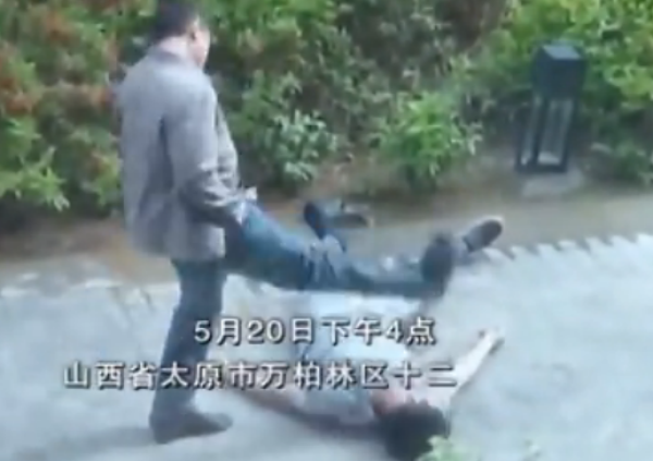 ���ӱ������������ �������̷ǳ�Ѫ�Ȳ���