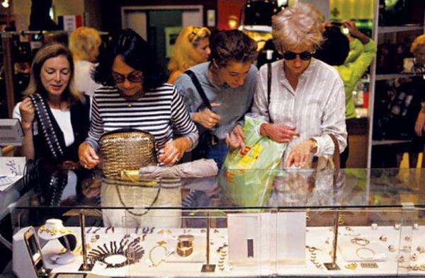 ��Ǯ�����������ο����ѽ�2�� �ο��º��֪��Ƿ�����