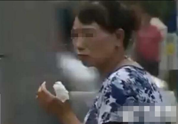 �㳡�����������һ���䶷 һ����ָ��������