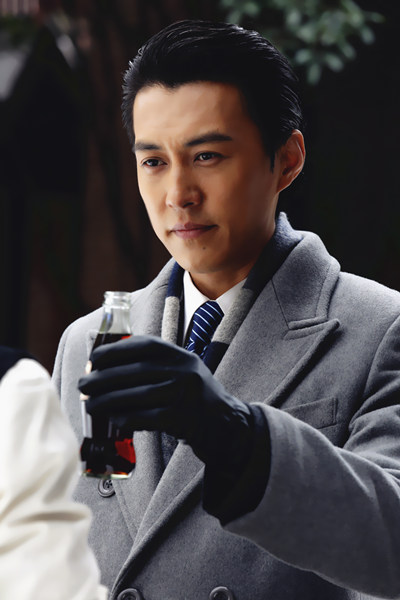 《伪装者》开播8月底登陆湖南卫视 靳东伪装多重身份成神秘人