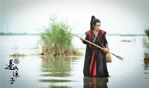 ���±߳����ӡ����󿴵����Ρ���������