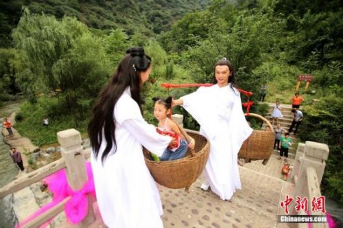 ���Ѱ硰��ǧ�ǡ� ȵ�����䡰�����ꡱף��������