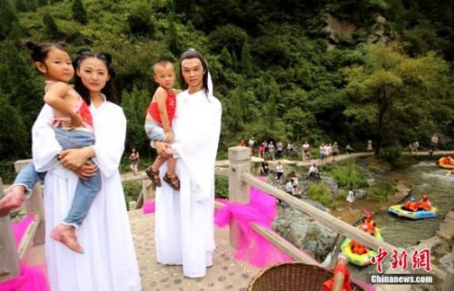 ���Ѱ硰��ǧ�ǡ� ȵ�����䡰�����ꡱף��������
