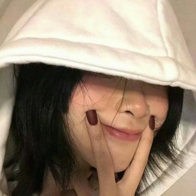 һɬĿ Ůͷ