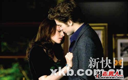 暮光之城4:破晓激情床戏曝光 片方谴责