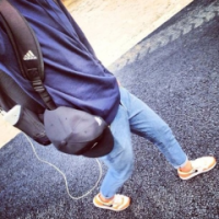԰˸ͷ