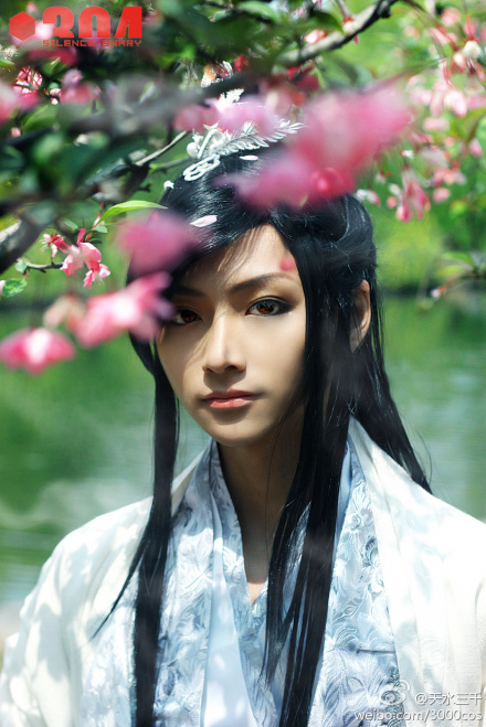 cosplay˧ز