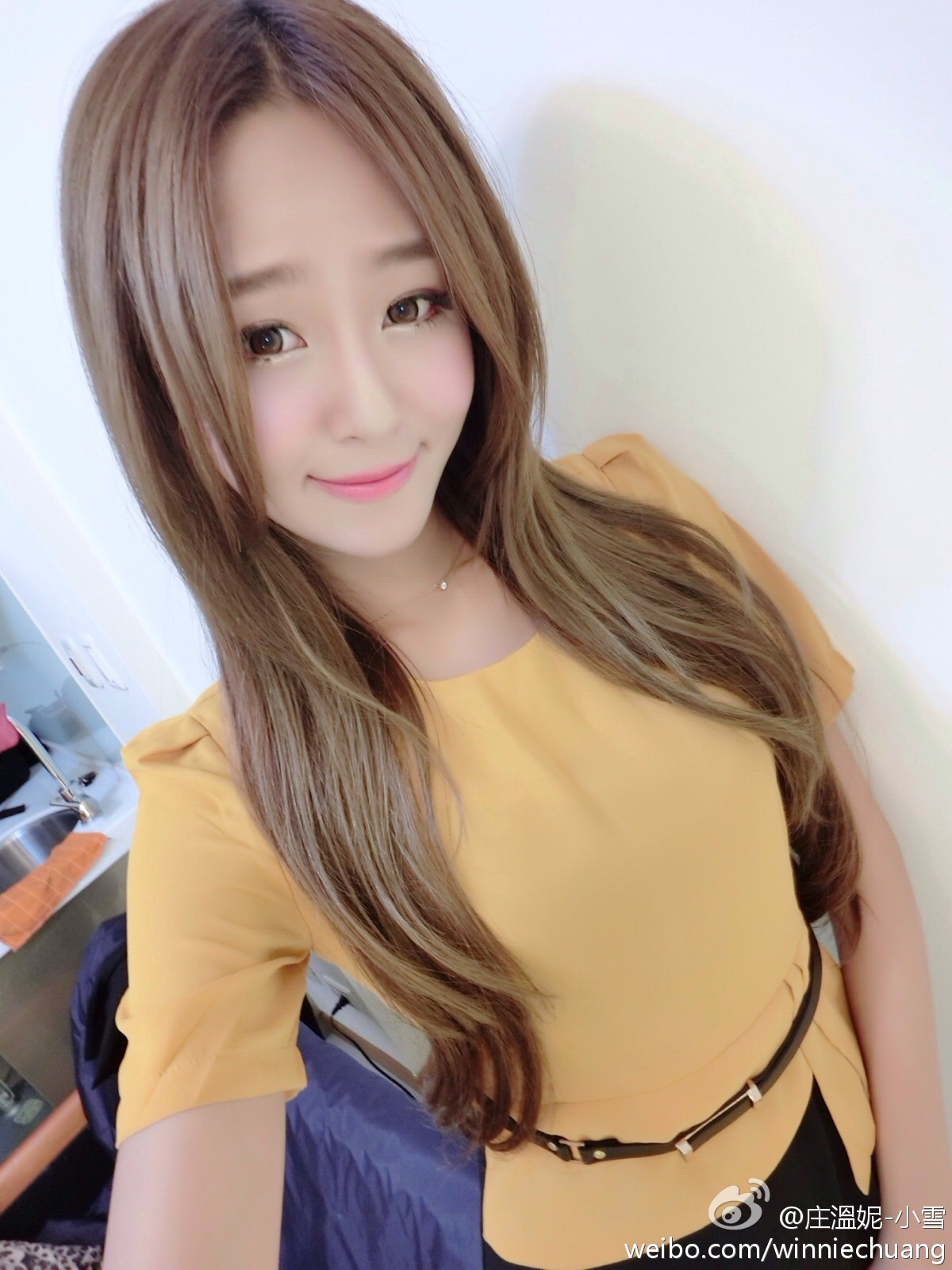 �崿Ů��WinnieСѩ������д��ϼ�