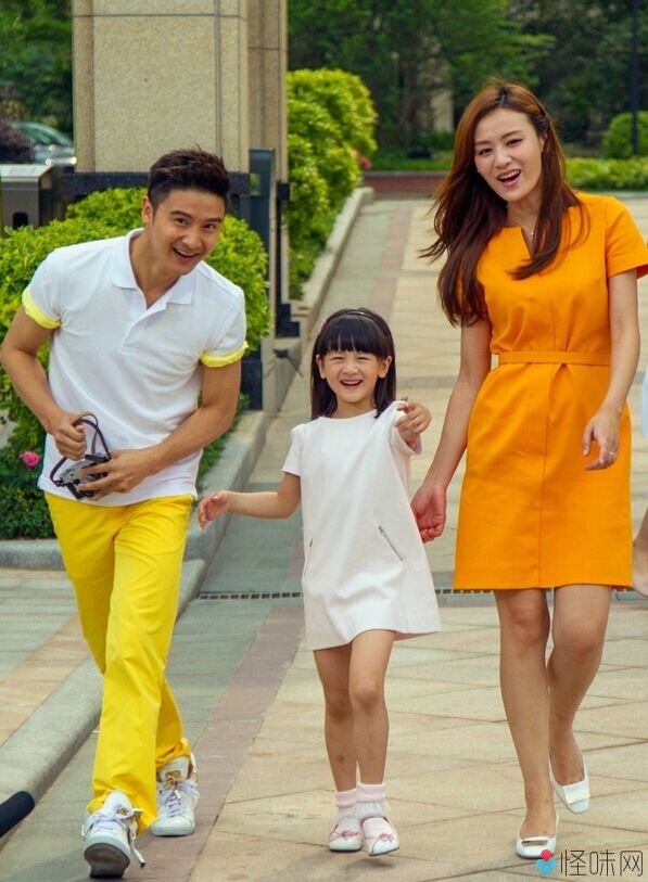 ��������Ů�����������ϵҥ�� ����ɹ��Ů������