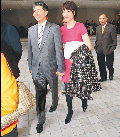 �ҳ¹�ϣǰŮ�ѳ����½��� �����»������޴��ع�