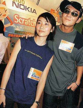 �ҳ¹�ϣǰŮ�ѳ����½��� �����»������޴��ع�