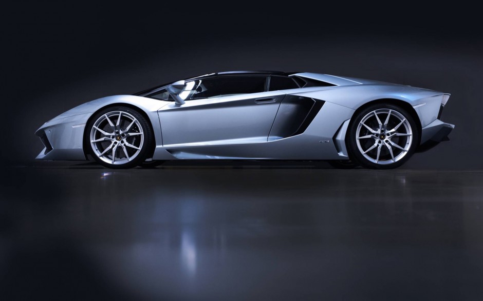 Aventador LP700-4ܳͼƬ
