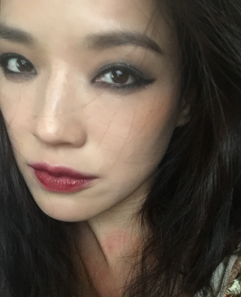 ���ɹ�����վ����д�Ƭ��� Ů������ô��?