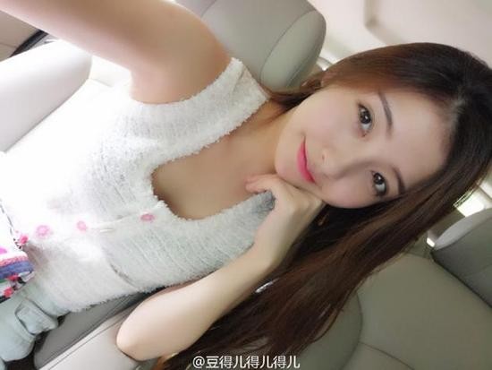 ������˼���ֻ�Ů�� �Ե�����Ů��ȥҹ��