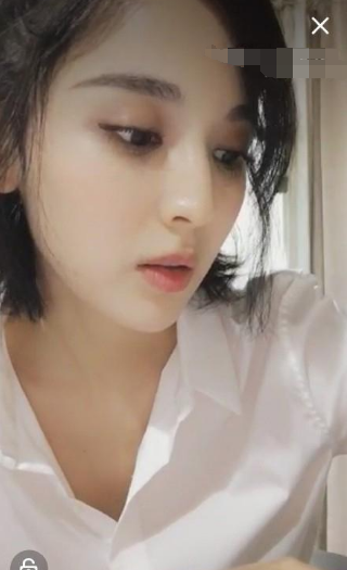 ����������ֱ��Ǻ�ڷۣ��ҳ������� ������ȥ��
