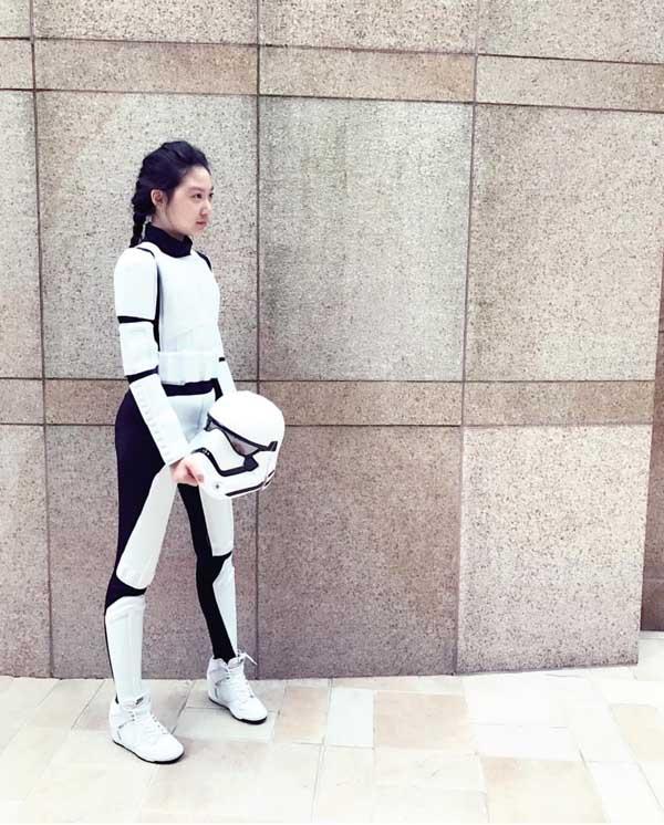 ���ӵ���Ů������ Cosplay���ԭ���¸߶�