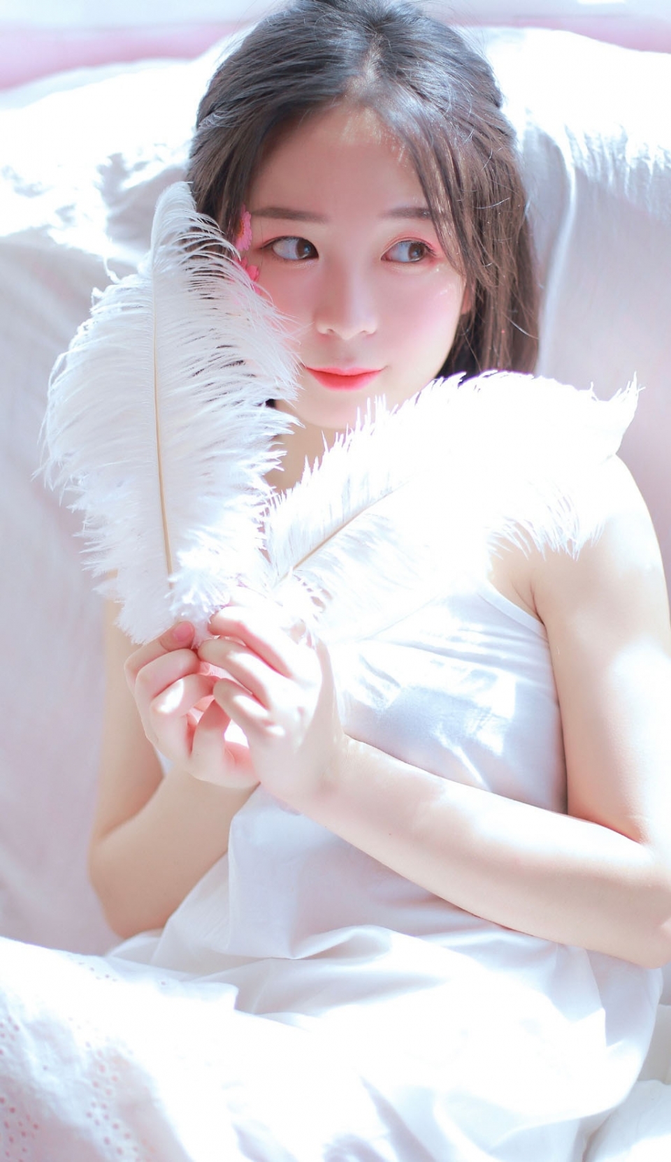 90̷Ůvivi˽ͼ